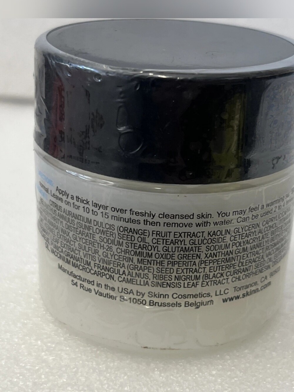 SKINN VACUUM DEEP PORE CLEANSING MASK - Picture 2 of 2